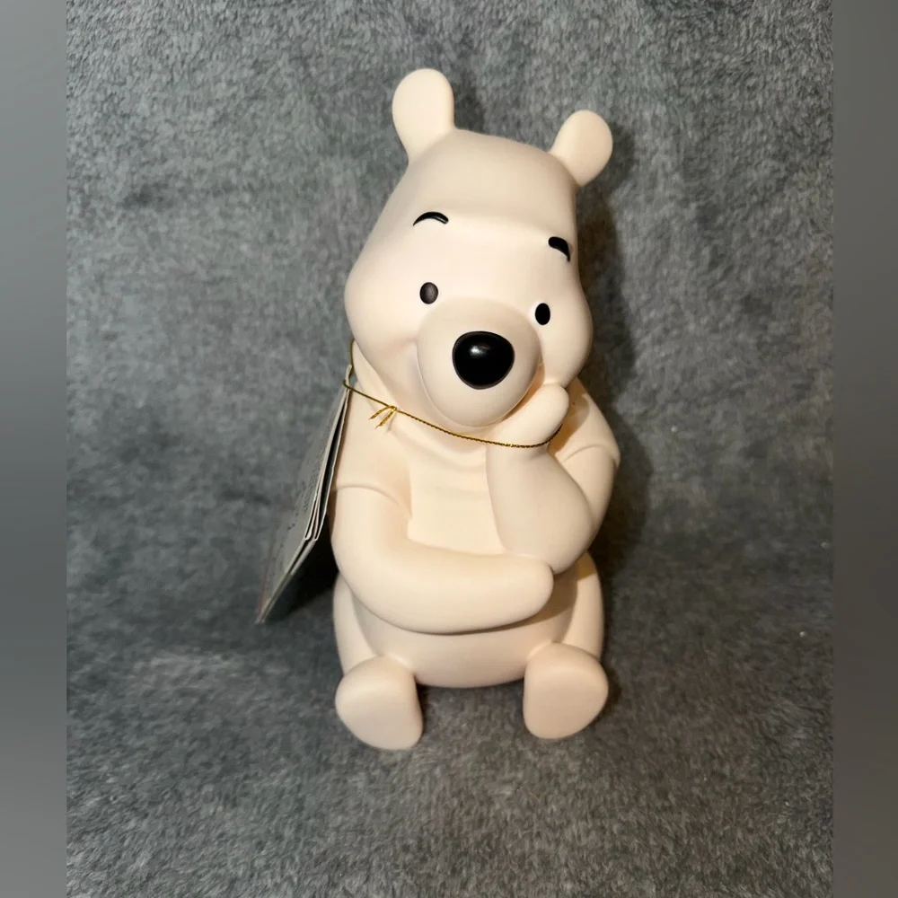 Walt Disney Winnie The Pooh Figural LED Night Light With Time Shut Off Nursery